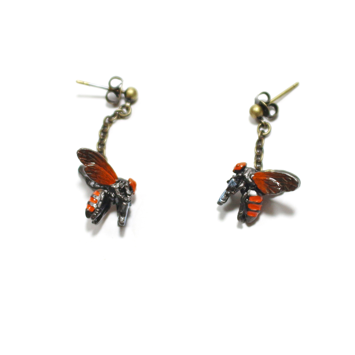 蜂 ピアス ニット ジュエリー 作家 K10 ハチ 蜂 スタッドピアス- me.（エムイードット）