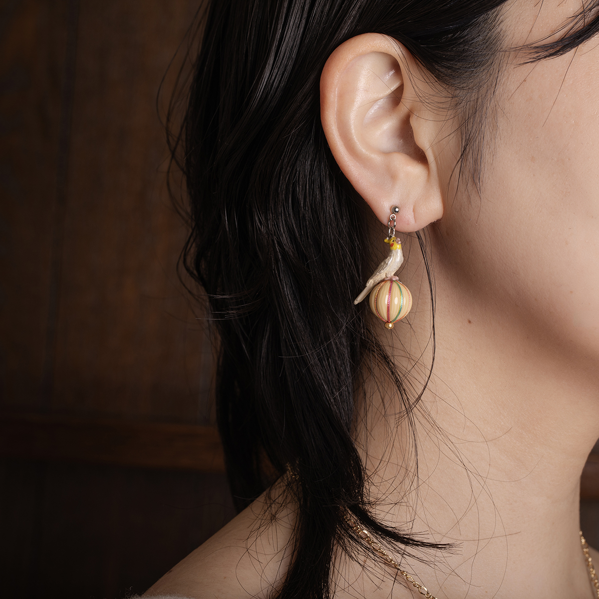 オカメのさえずりピアス / Singing cockatiel｜Palnart Poc STORE